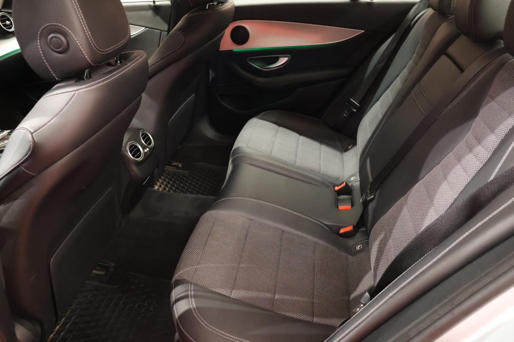 MERCEDES-BENZ E 2016