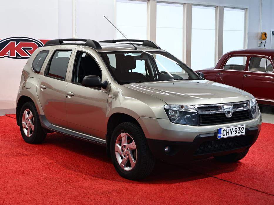 DACIA Duster 2011