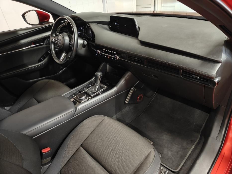 MAZDA 3 2020