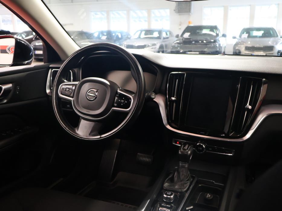 VOLVO V60 2019
