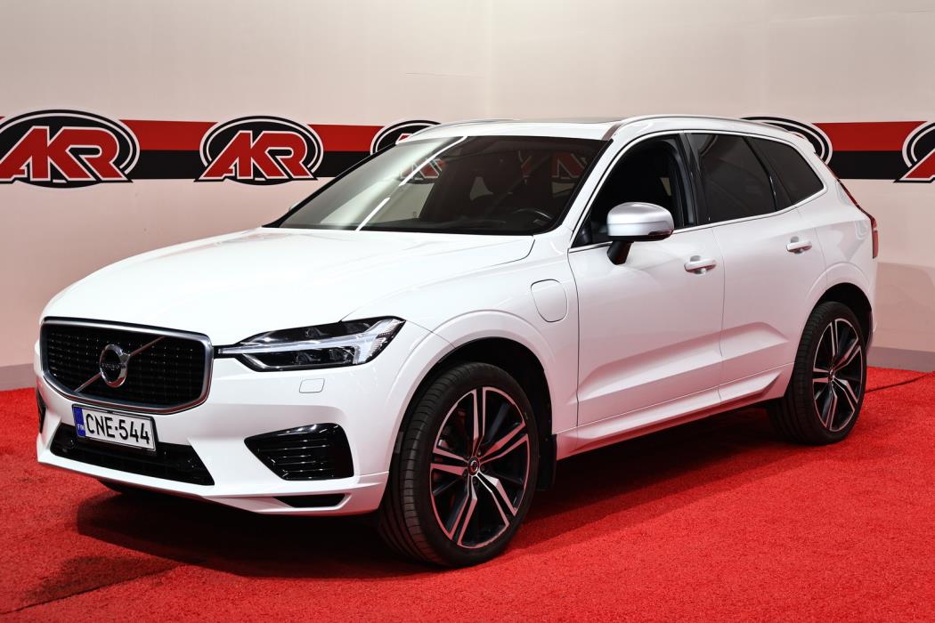 VOLVO XC60 2019