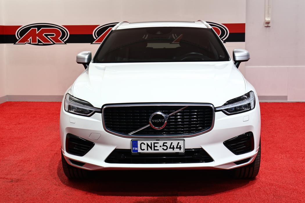 VOLVO XC60 2019