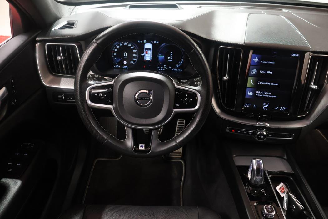 VOLVO XC60 2019