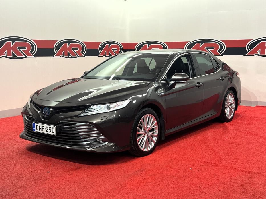 TOYOTA Camry 2019