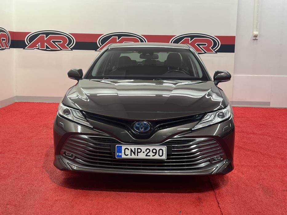TOYOTA Camry 2019