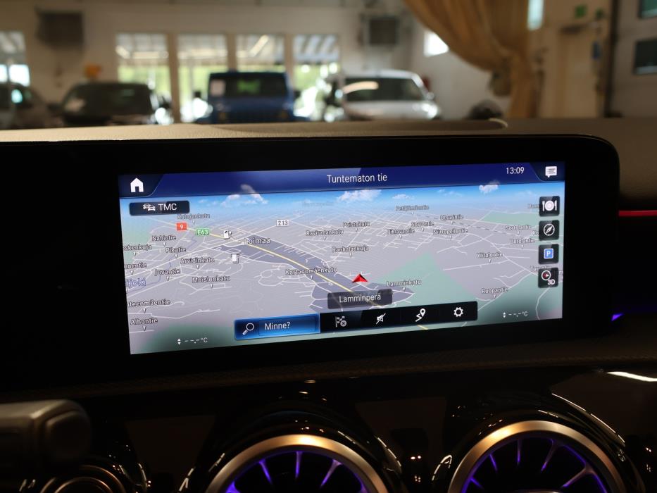 MERCEDES-BENZ A 2020