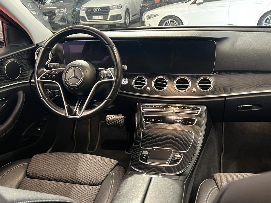 MERCEDES-BENZ E 2021