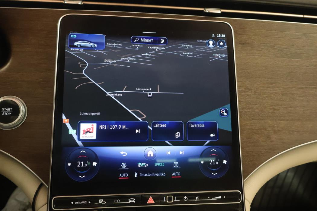 MERCEDES-BENZ EQS 2022