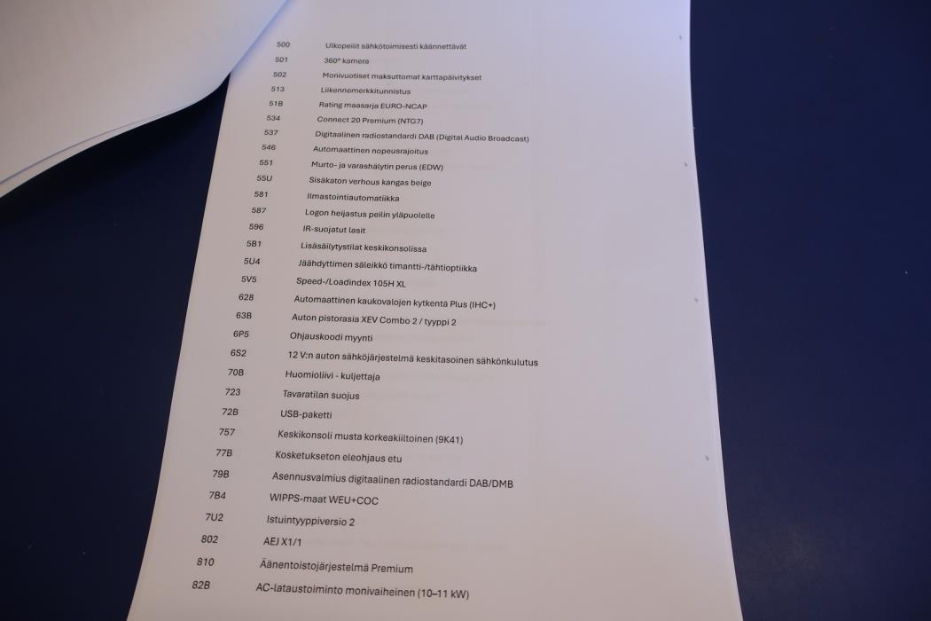 MERCEDES-BENZ EQS 2022