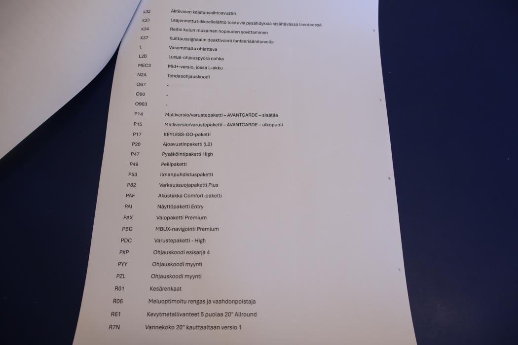 MERCEDES-BENZ EQS 2022