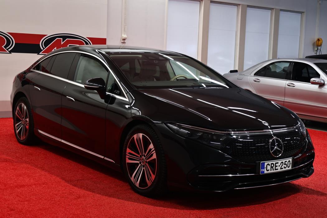 MERCEDES-BENZ EQS 2022