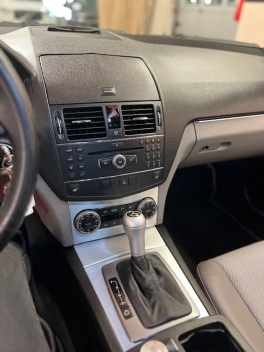 MERCEDES-BENZ C 2008