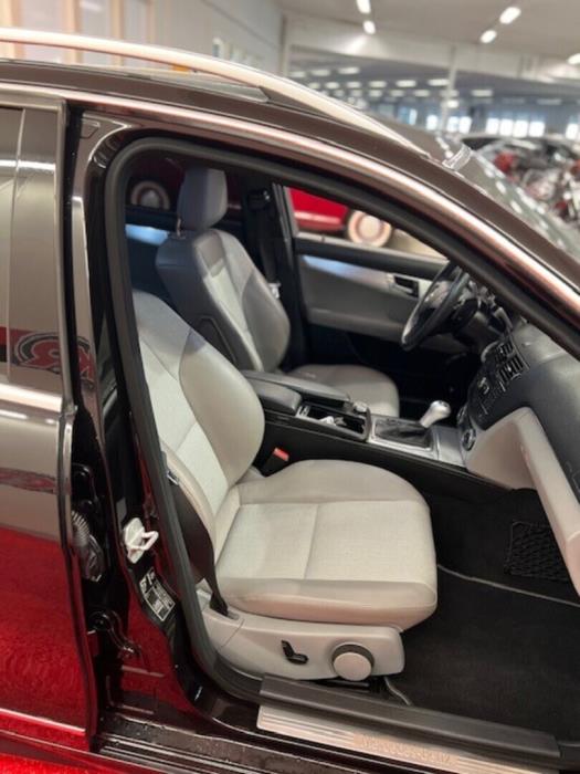 MERCEDES-BENZ C 2008