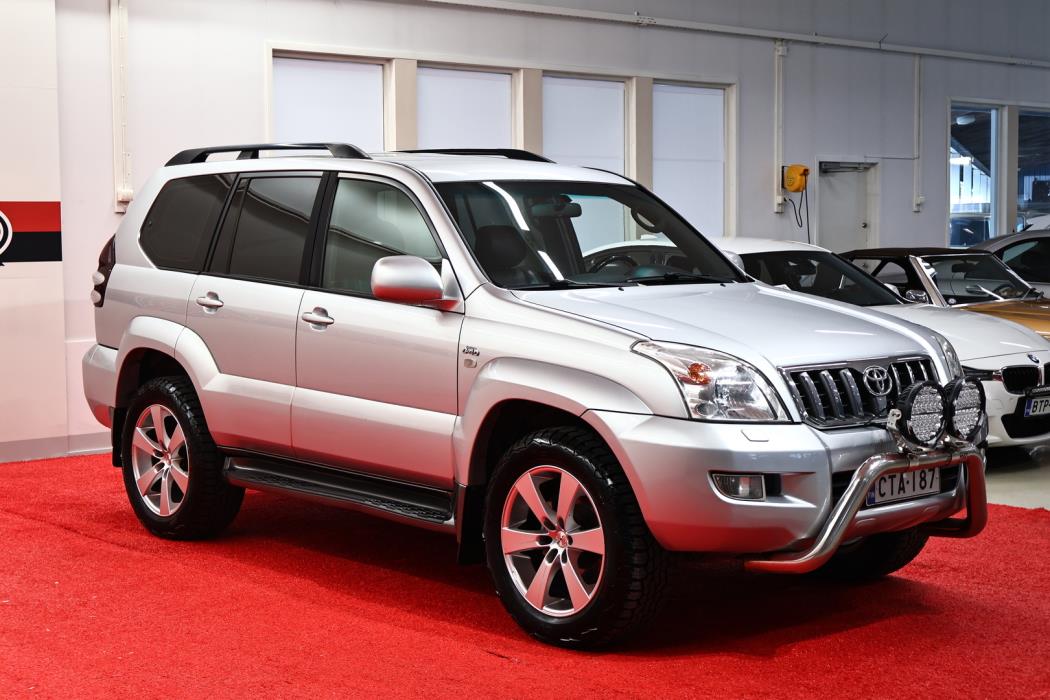 TOYOTA Land Cruiser 2005