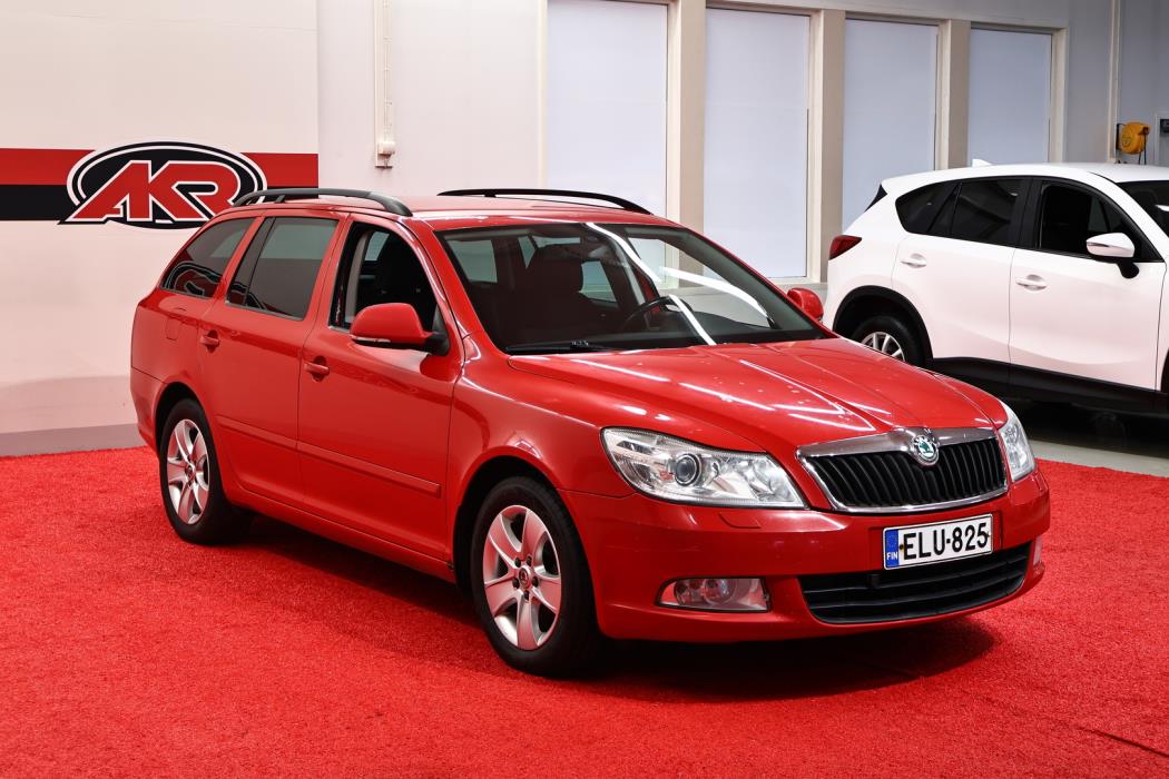 SKODA Octavia 2011