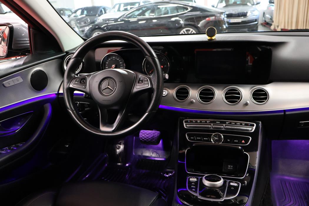 MERCEDES-BENZ E 2017