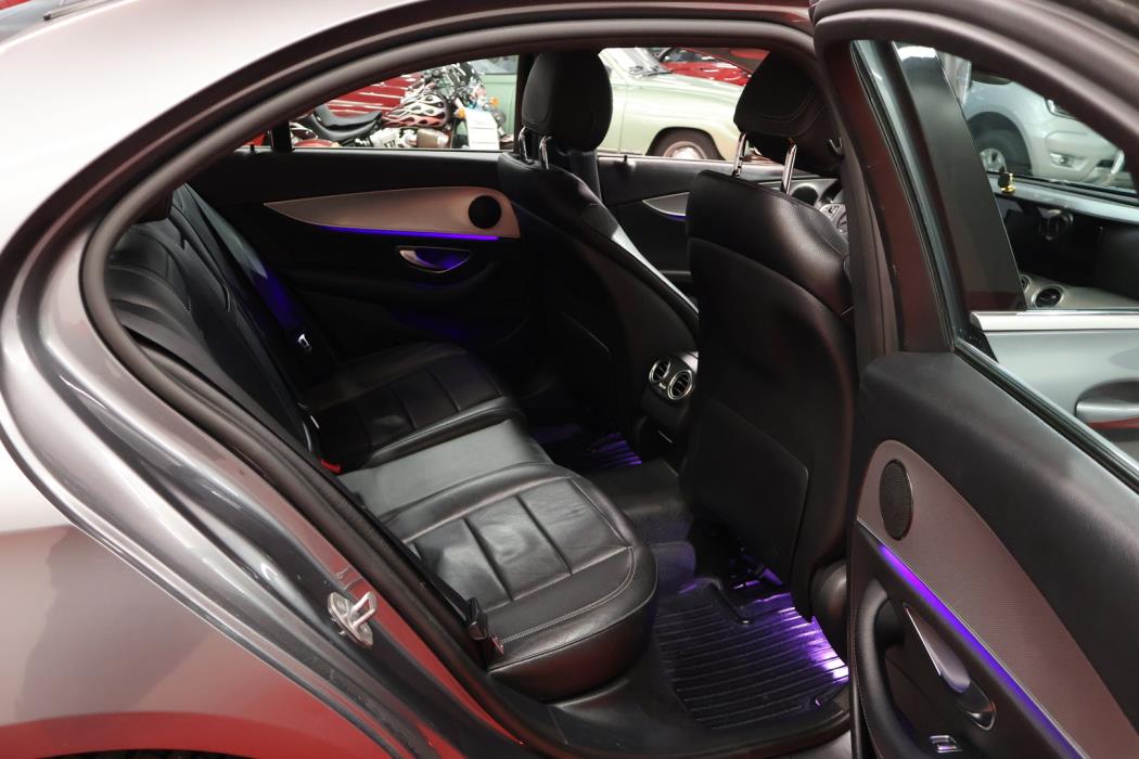 MERCEDES-BENZ E 2017