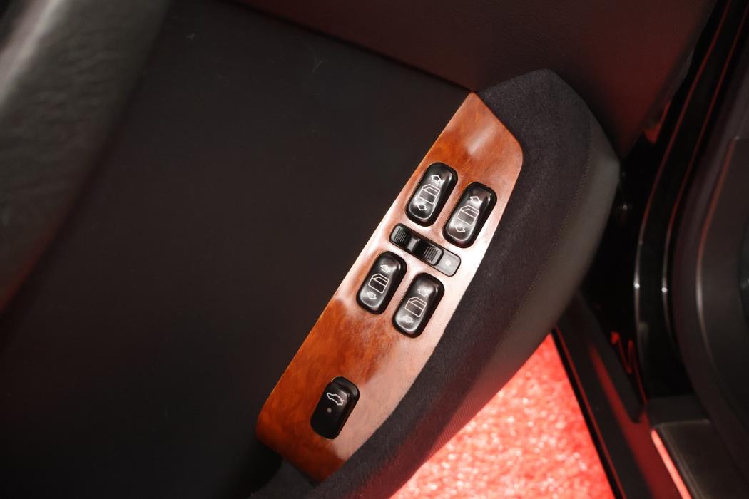 MERCEDES-BENZ S 2001