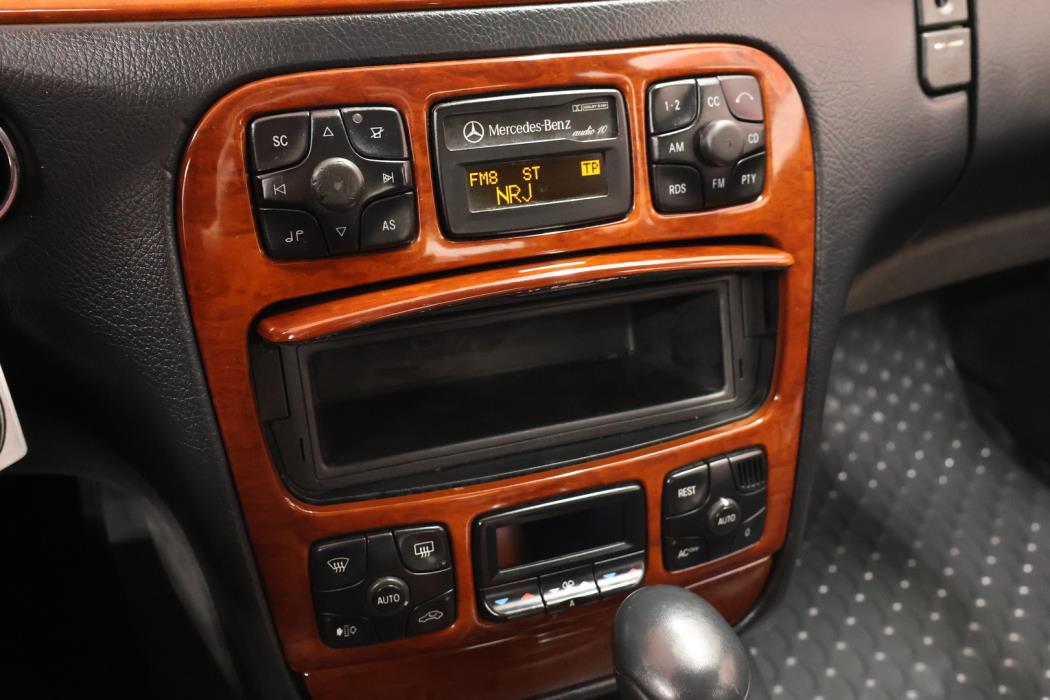 MERCEDES-BENZ S 2001