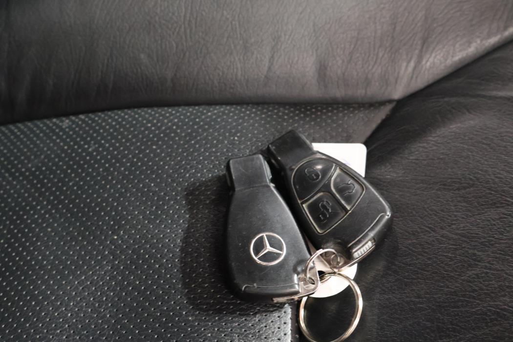 MERCEDES-BENZ S 2001