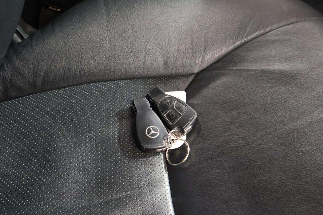 MERCEDES-BENZ S 2001