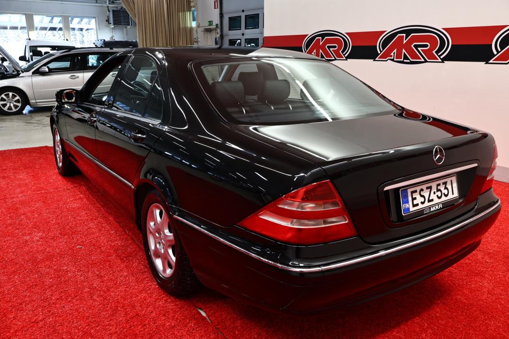 MERCEDES-BENZ S 2001