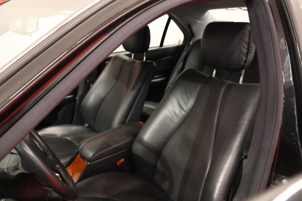 MERCEDES-BENZ S 2001