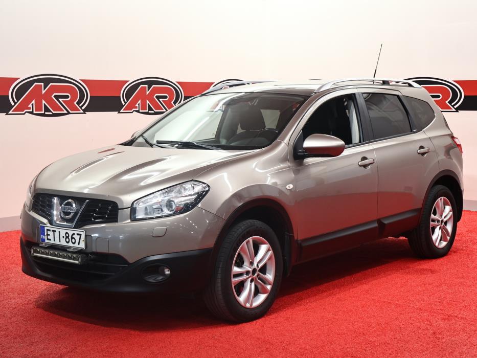 NISSAN Qashqai+2 2011