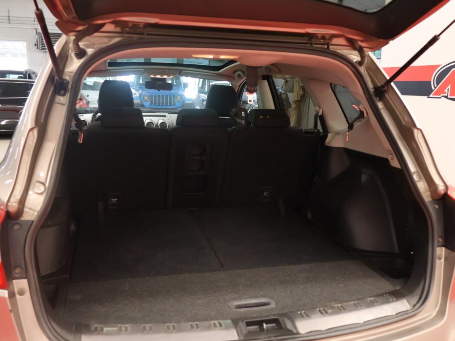 NISSAN Qashqai+2 2011