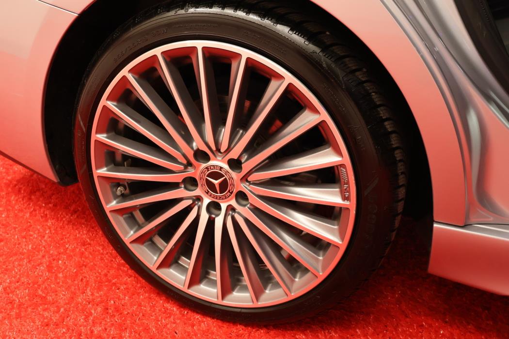 MERCEDES-BENZ C 2022