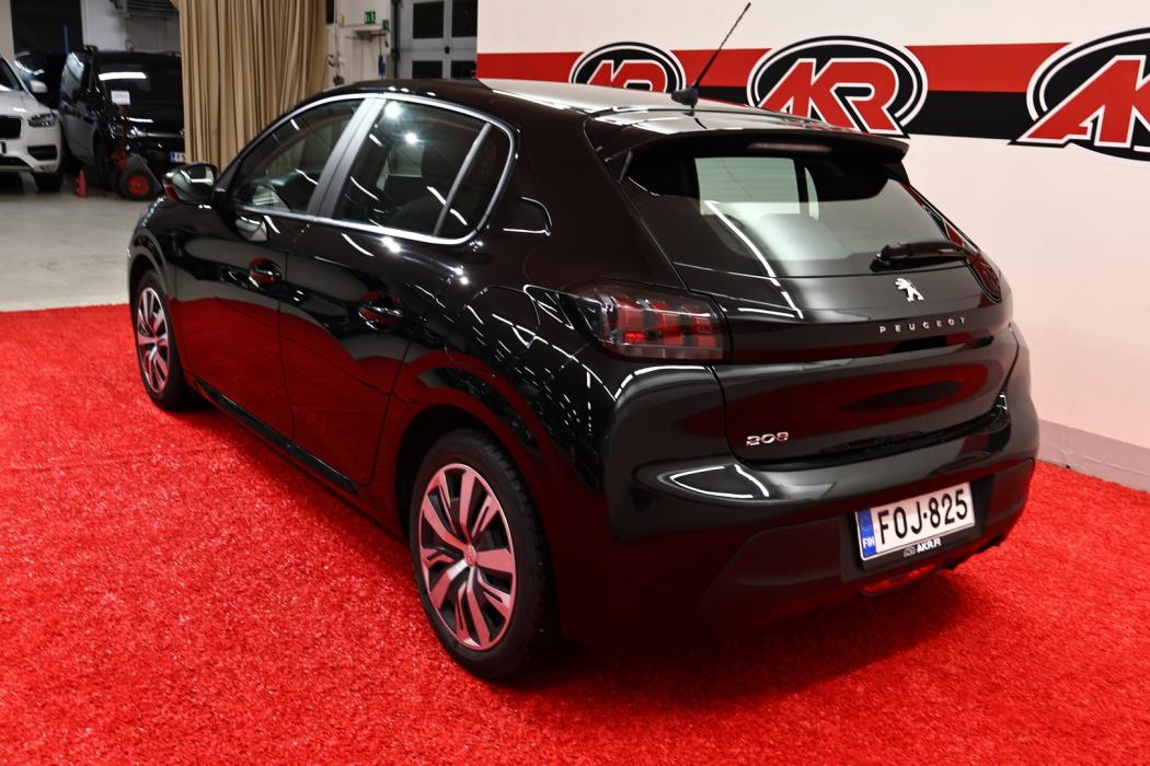 PEUGEOT 208 2020