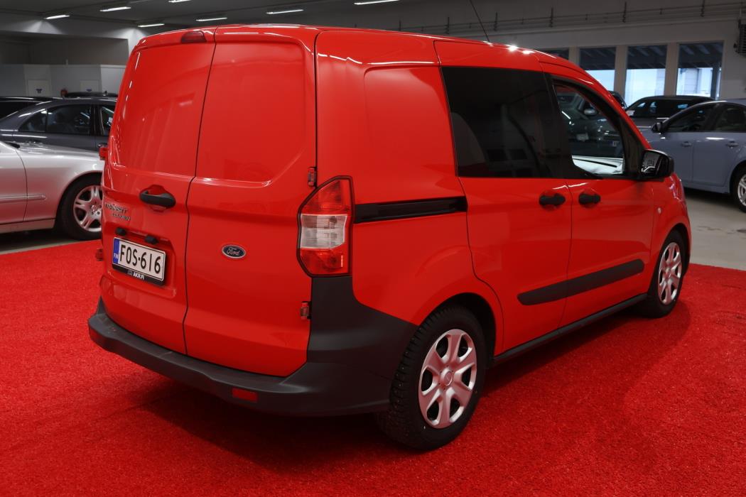 FORD TRANSIT COURIER 2021