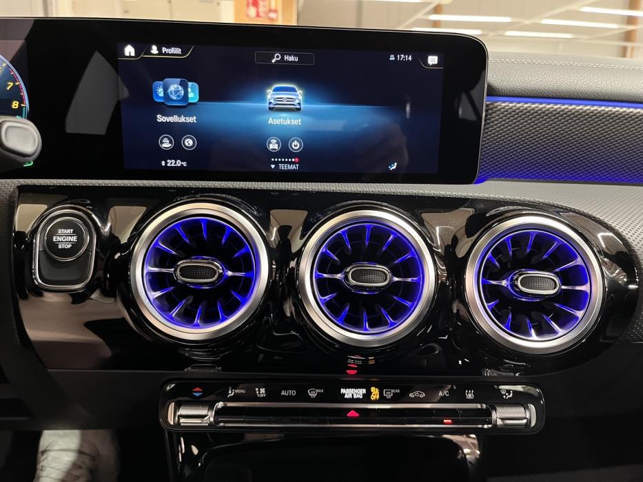 MERCEDES-BENZ CLA 2022