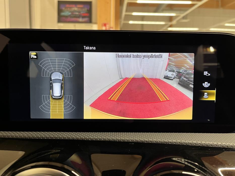 MERCEDES-BENZ CLA 2022