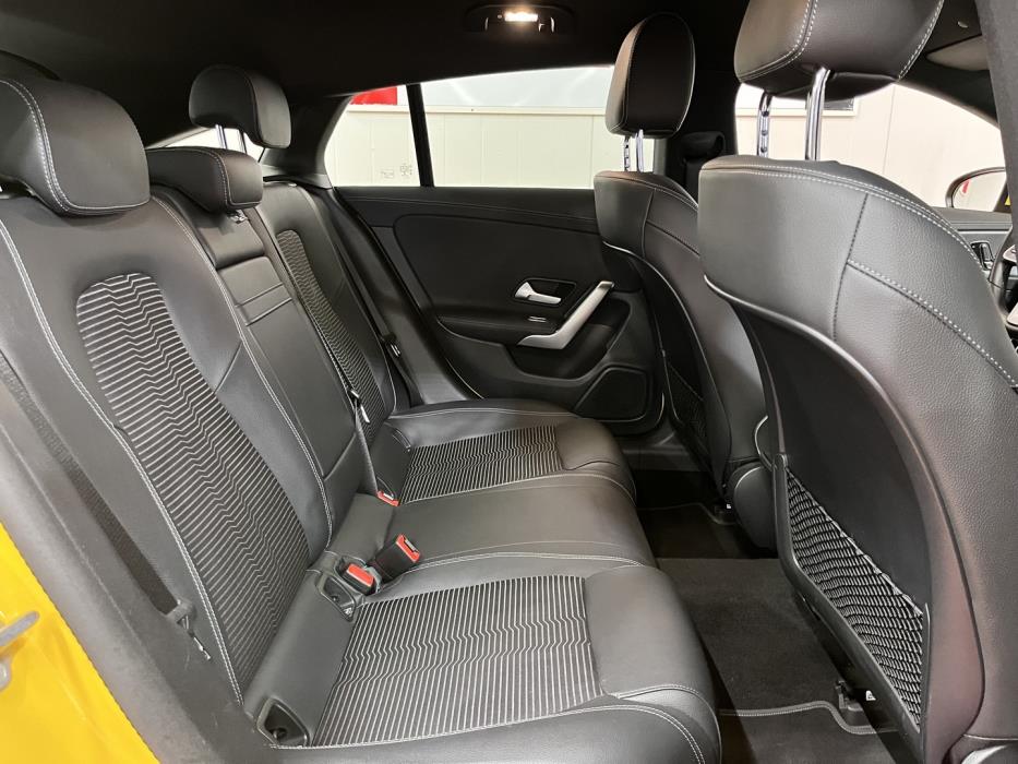 MERCEDES-BENZ CLA 2022