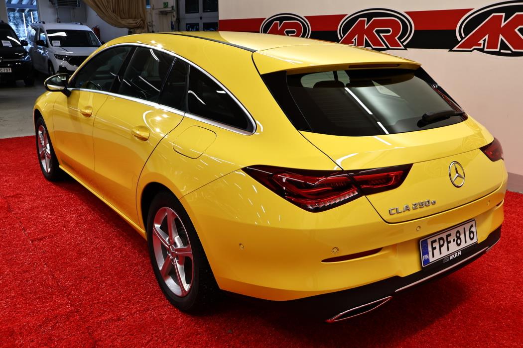 MERCEDES-BENZ CLA 2022