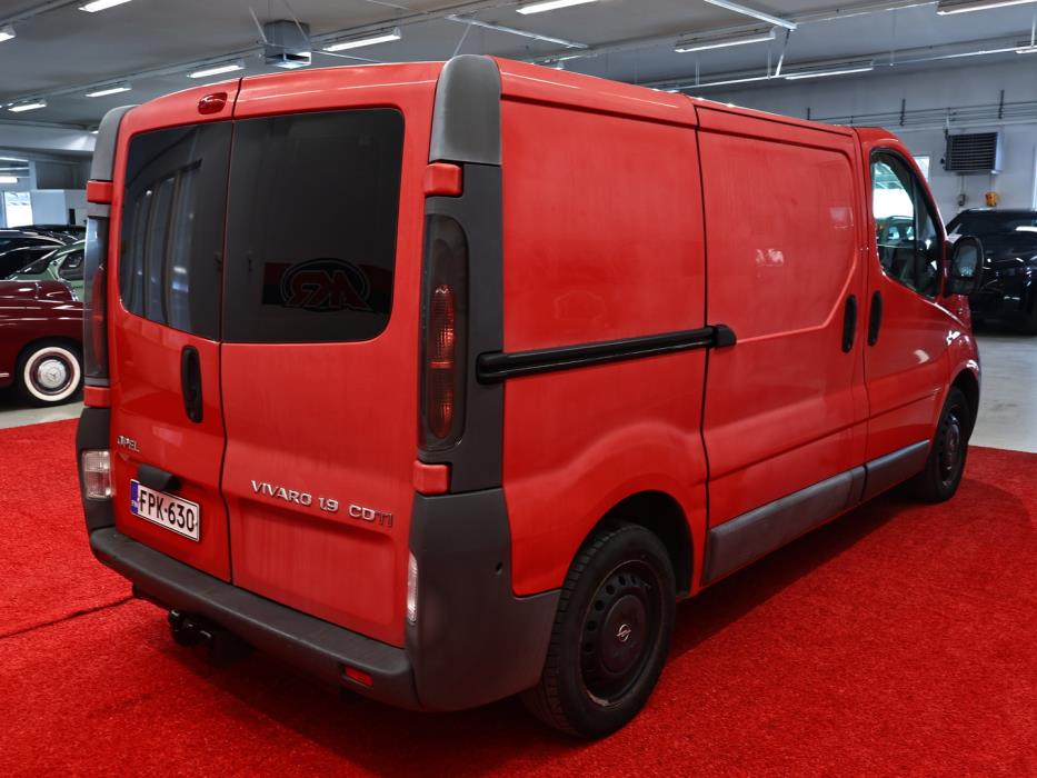 OPEL Vivaro 2005
