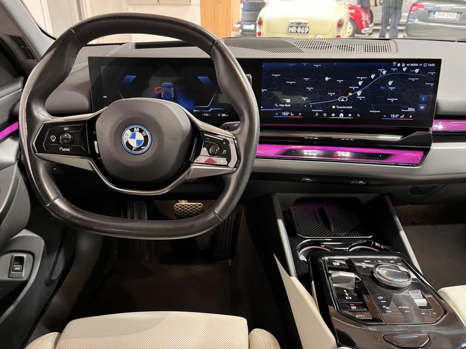 BMW i5 2024