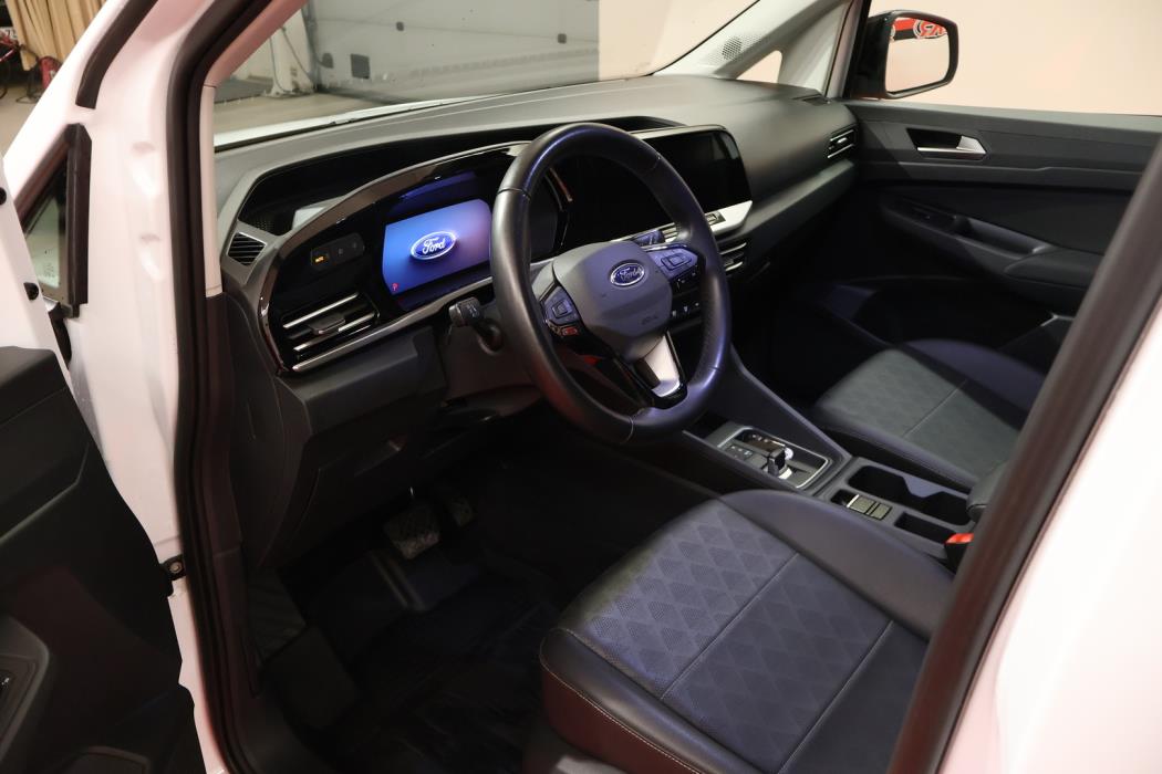 FORD TOURNEO CONNECT 2024