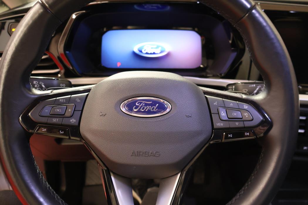 FORD TOURNEO CONNECT 2024