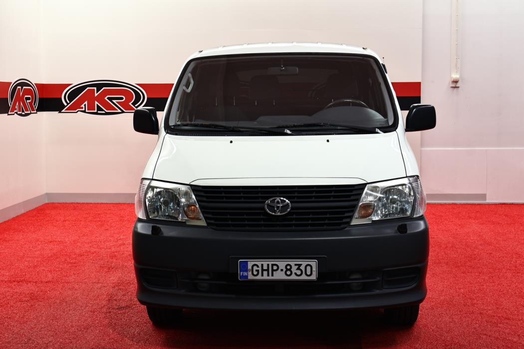 TOYOTA Hiace 2008