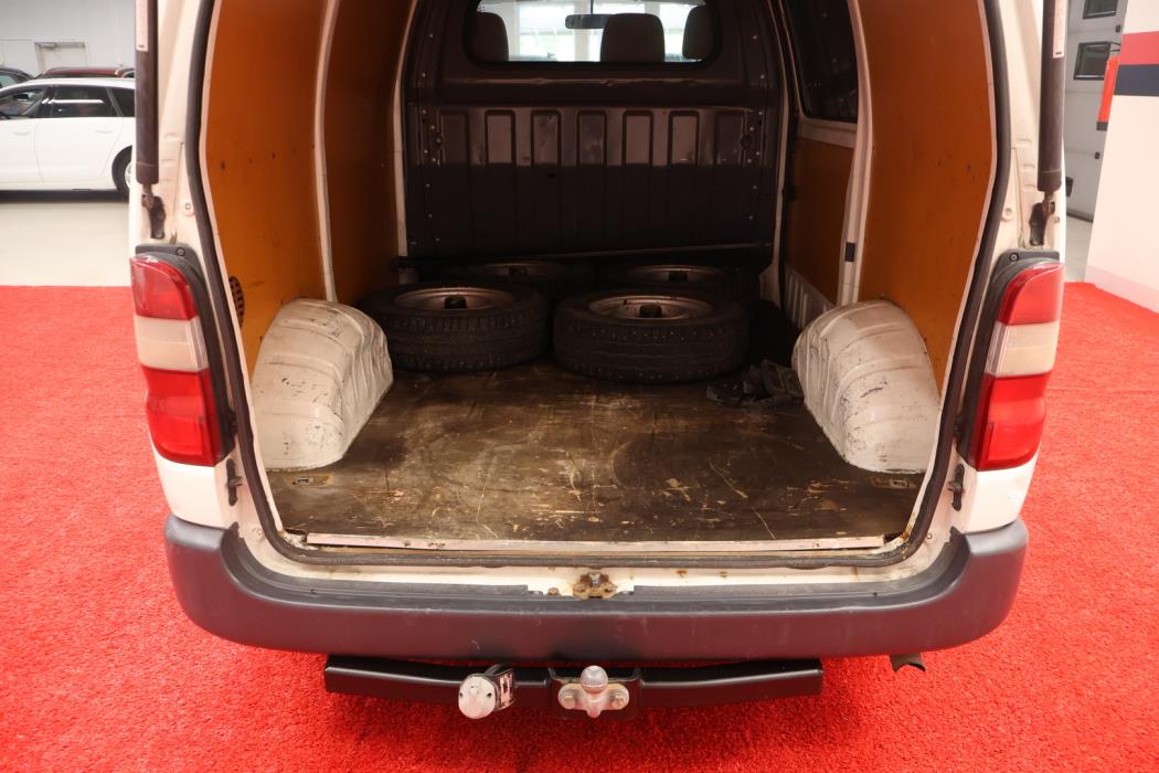 TOYOTA Hiace 2008