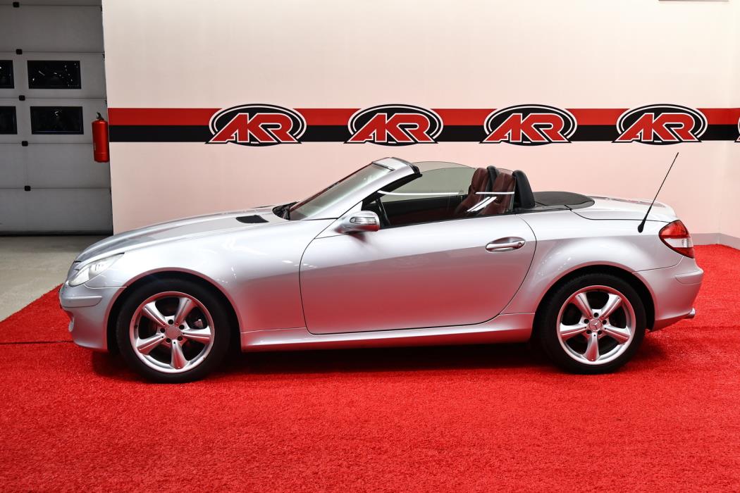 MERCEDES-BENZ SLK 2005