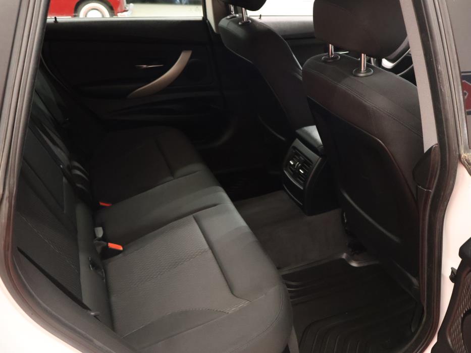 BMW 328 Gran Turismo 2014