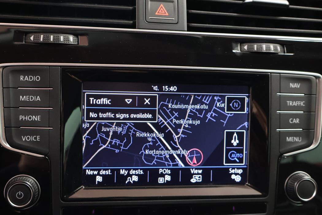 VOLKSWAGEN Golf 2015