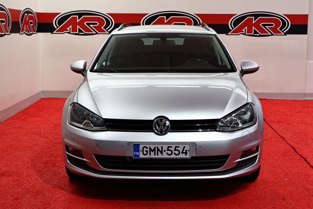 VOLKSWAGEN Golf 2015