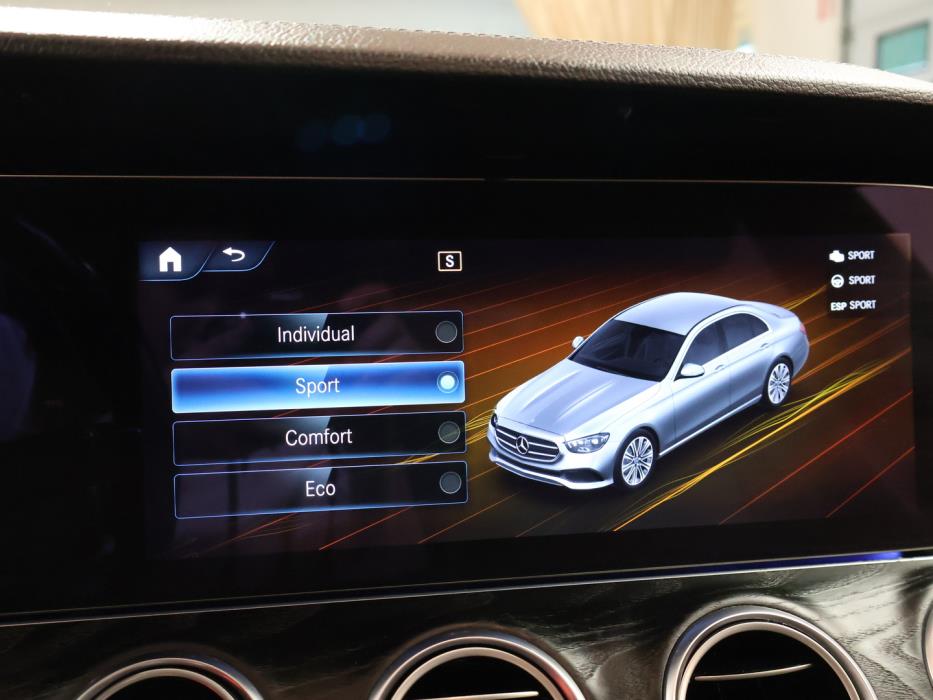 MERCEDES-BENZ E 2021