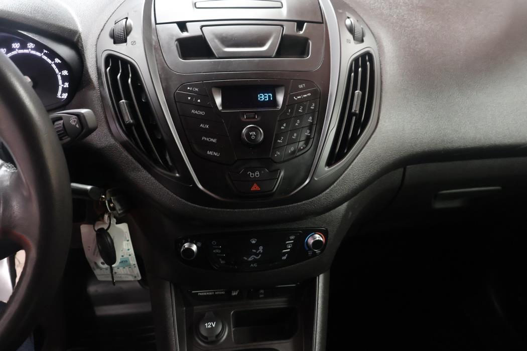 FORD TRANSIT COURIER 2022