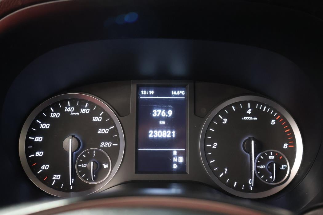 MERCEDES-BENZ Vito 2022