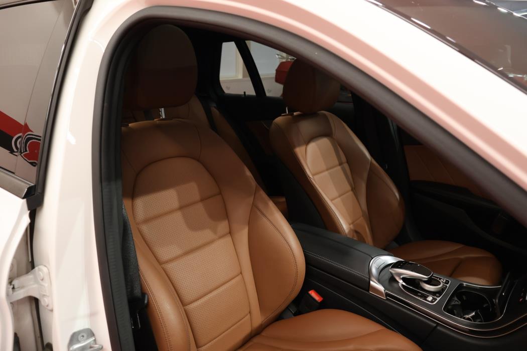 MERCEDES-BENZ C 2020